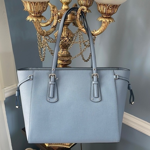 Brand New Michael Kors Voyager Genuine Leather Top Zip Tote Bag Chambray Blue - Picture 2 of 14